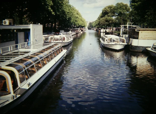 Amsterdam Canal Cruise Boats (9811693474)