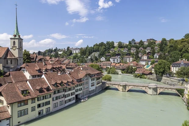 Bern’s Quiet Corners and Lively Markets Await Your Visit