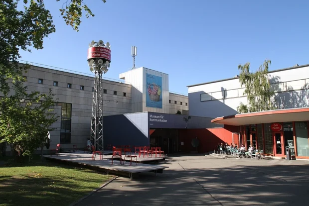 Museums für Kommunikation Eingang IMG 9742