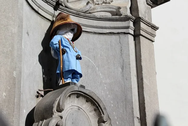 Bruxelles - Manneken Pis (48203267896)