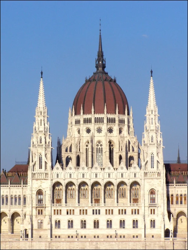 Budapest-Parliament-0102