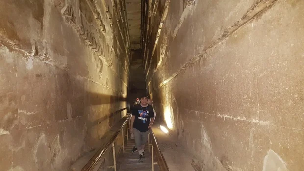 By ovedc - Interior of the Great Pyramid - 07