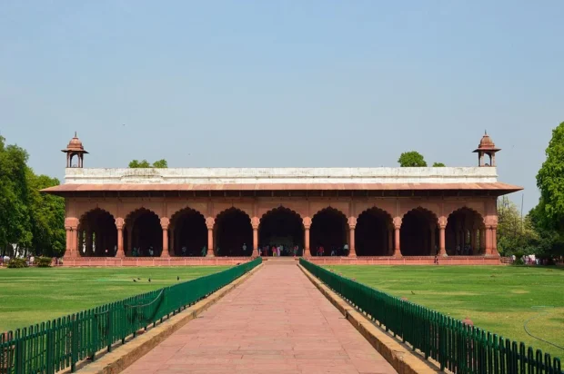 Diwan-i-Am - Western Facade - Red Fort - Delhi 2014-05-13 3194