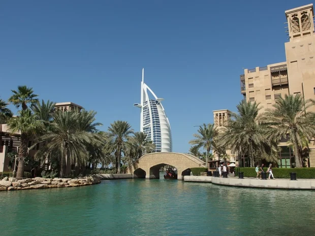 Burj Al Arab Dubai: Luxury Icon You Can’t Miss