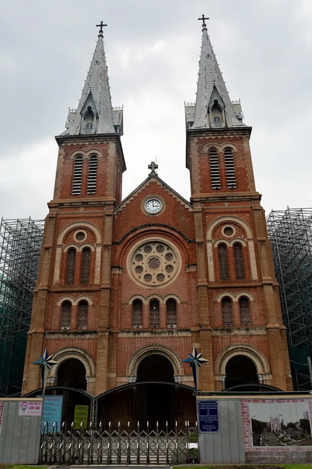 20190923 Notre-Dame Cathedral Basilica of Saigon-7