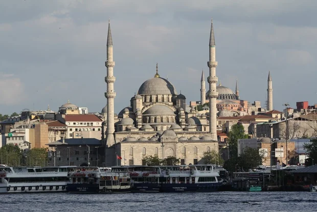 Plan Your Istanbul Visit with Local Tips and City Wonders