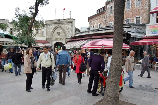 Wandering the Timeless Corridors of Istanbul’s Grand Bazaar