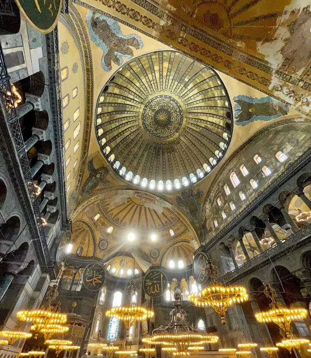 Dome Interior Hagia Sophia, Ayasofya Camii (52366344113)