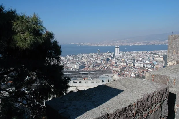 Izmir Kadifekale view from wall 5677