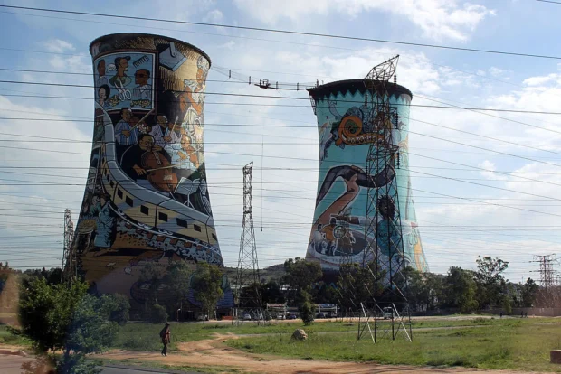 2014-11-20 15h50 Orlando Power Station Soweto anagoria