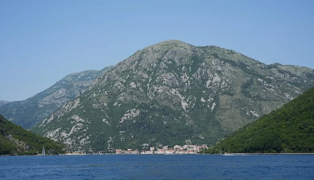 Bay of Kotor - Kamenari