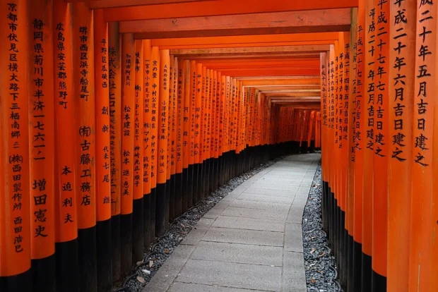 Fushimi-Inari-Shrine-Senbon-Torii-2016-Luka-Peternel