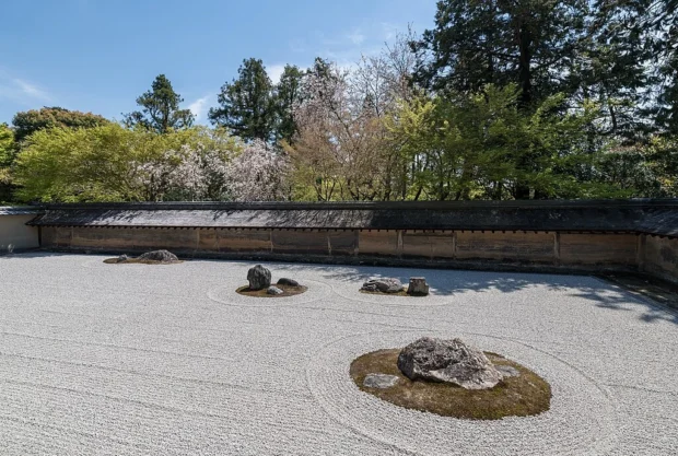 Kare-sansui zen garden, Ryōan-ji, Kyoto 20190416 1