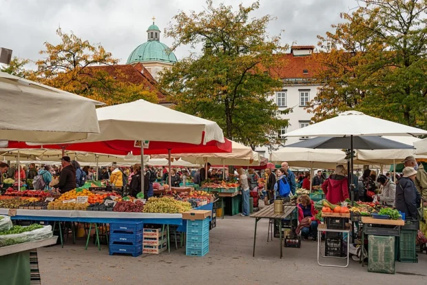 Ljubljana Central Market (54039392141)