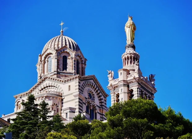 Marseille Basilique Notre-Dame-de-la-Garde Extérieure Dôme 4