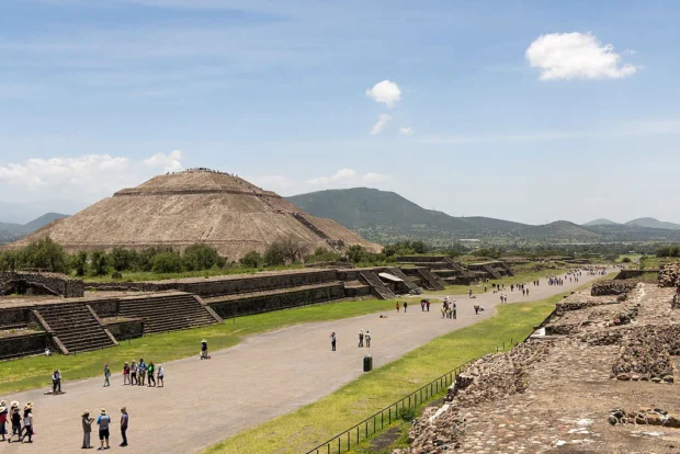 Teotihuacan Pyramids: Climb History Steps Near Mexico City