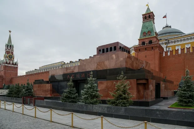 Lenin's Mausoleum (19778599508)