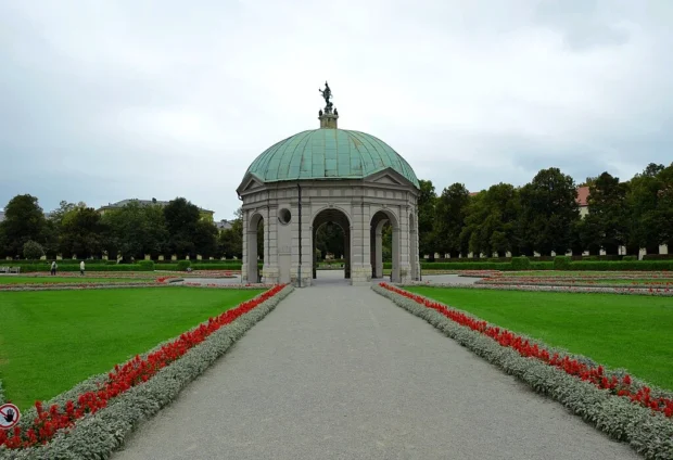 Germany - Munich - Hofgarten - Diana Temple - panoramio