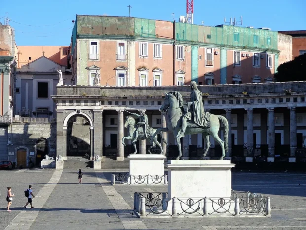 Piazza del Plebiscito (Napoli) 02 08 2023 02