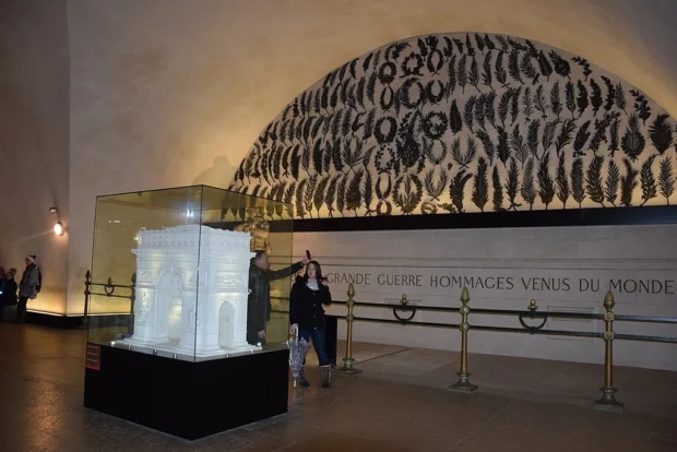 Interior of Arc de Triomphe de l'Étoile 4