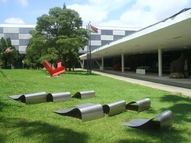 Amélia Toledo - Sete ondas, 1995