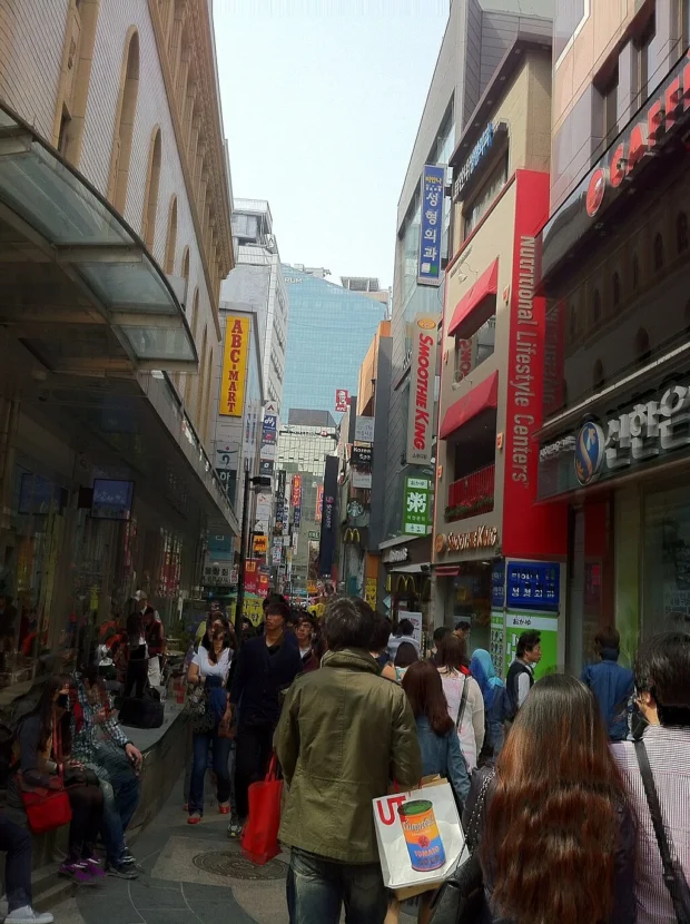 Shopping street at Myondon , Seoul - panoramio