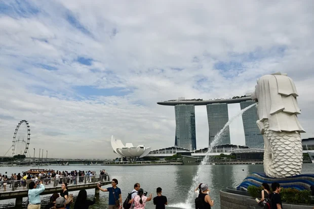 Merlion Statue at Merlion Park, Singapore (Ank Kumar) 02