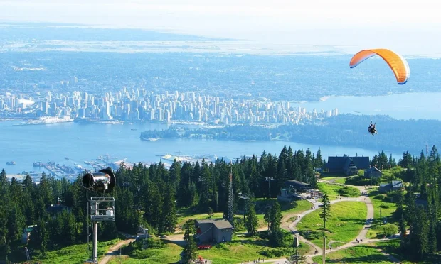 Canada BC North Vancouver ノース・バンクーバー グラウス山 Grouse Mt (Vancouver) - panoramio